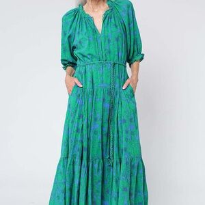 XiRENA Green and Blue Floral Dress